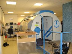 79559